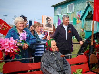 «Памяти павших, во славу живых»