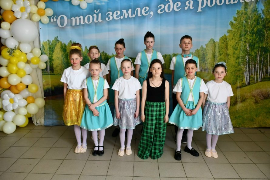 Отчетный концерт художественной самодеятельности в c. Уян